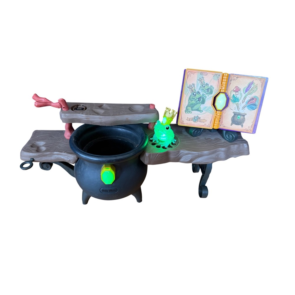 Little Tikes Magic Workshop Playset Interactive Cauldron Spell Book Frog Prince